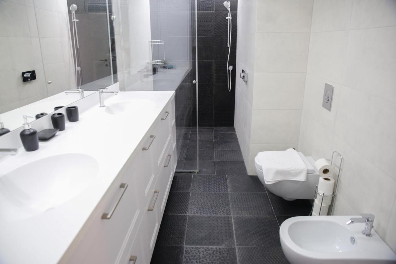 Yalarent Midtown Towers Tlv Apartment Tel Aviv Ngoại thất bức ảnh